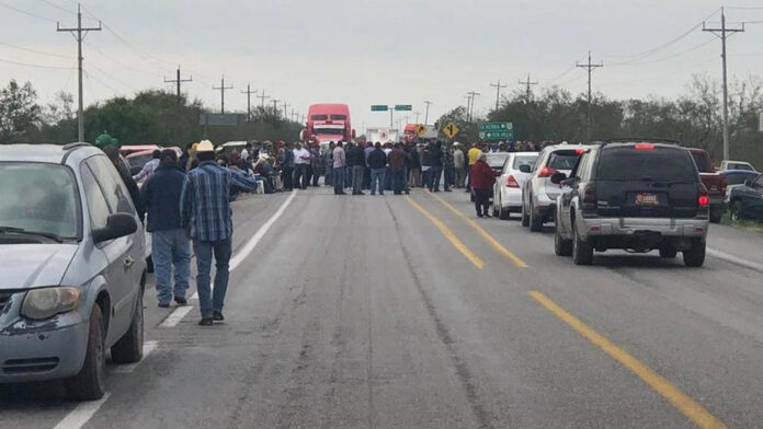 tamaulipas-campesinos-bloqueo-carretera