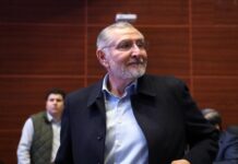 Sheinbaum afirma que Adán Augusto López no tiene investigaciones en su contra en FGR