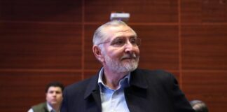 Sheinbaum afirma que Adán Augusto López no tiene investigaciones en su contra en FGR