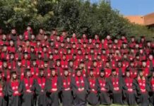 Colapsa templete durante foto de graduación en la Ibero; hay 33 heridos