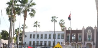 Estalla huelga en la Unison; Steus rechaza oferta salarial