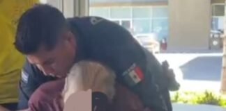 Policía salva a adulto mayor de ahogarse en Carl’s Jr de Hermosillo