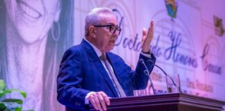 Si FGR encuentra pruebas que proceda, pero no permitiremos injerencia: Sheinbaum sobre señalamientos de EE.UU. contra Rocha Moya