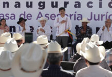 Descalifican yaquis evento donde estuvo presente Hugo Aguilar, presidente de la SCJN