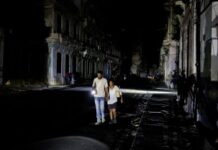 Cuba se queda a oscuras: colapsa la red eléctrica a última hora de este domingo