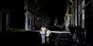 Cuba se queda a oscuras: colapsa la red eléctrica a última hora de este domingo