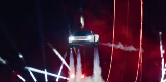 Tesla presenta un auto capaz de volar y acelerar de 0 a 100 km/h en menos de un segundo